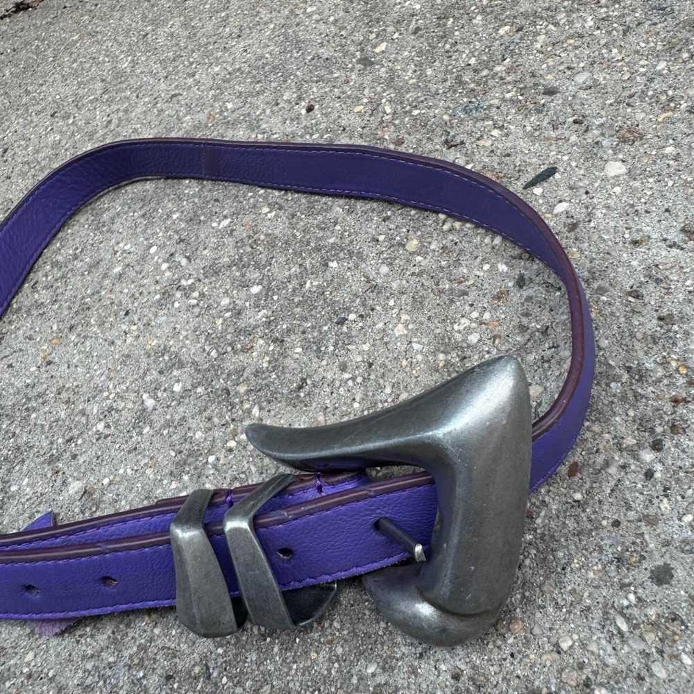 Free People Purple Leather Belt Women's Size S/M Silver Buckle Waist Boho Indie - Picture 7 of 8